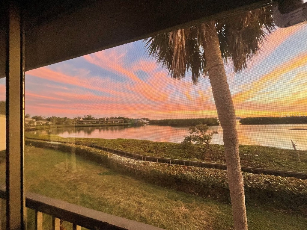 1518 Pelican Point Drive #257 Sarasota FL 34231 - SARASOTA BAY INTRACOASTAL A4671837 image60