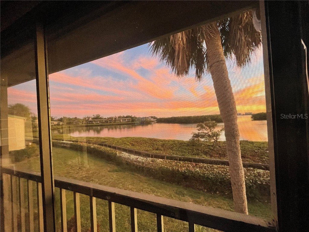 1518 Pelican Point Drive #257 Sarasota FL 34231 - SARASOTA BAY INTRACOASTAL A4671837 image62