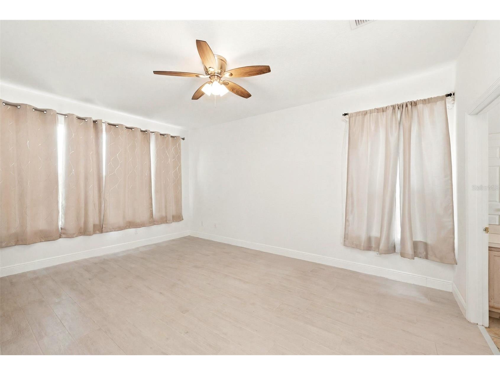 1518 Sun Meadow Drive Orlando FL 32824 V4949580 image44
