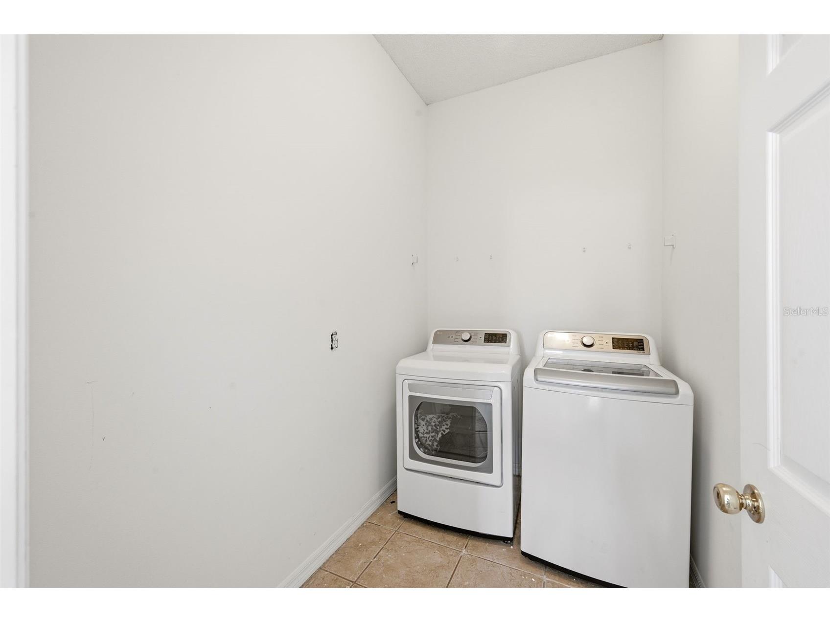 1518 Sun Meadow Drive Orlando FL 32824 V4949580 image46