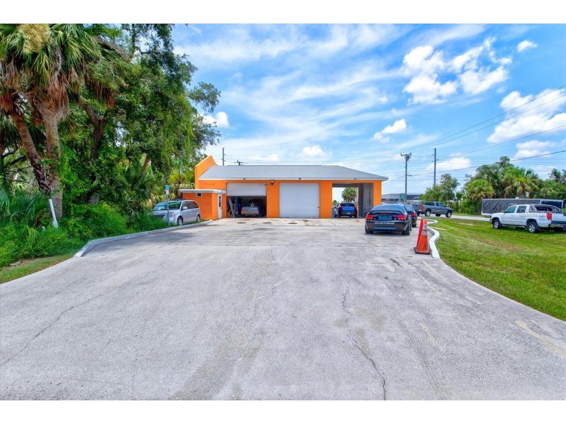 15182 Dahlgren Avenue Port Charlotte FL 33953 A4575663 image2