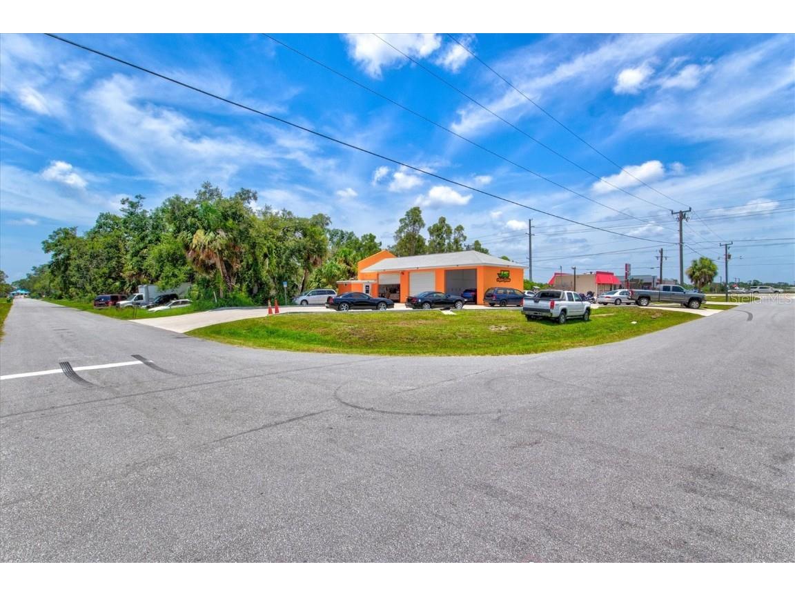 15182 Dahlgren Avenue Port Charlotte FL 33953 A4575663 image3