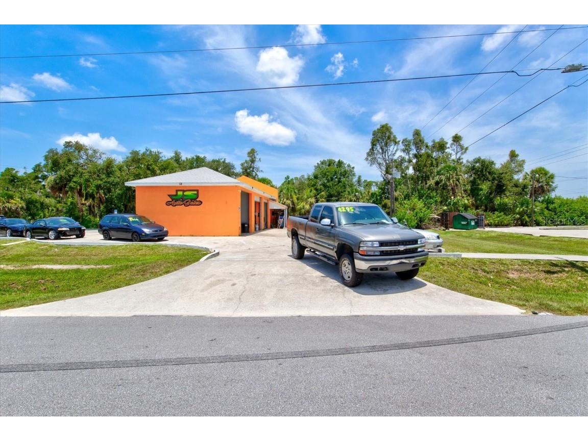 15182 Dahlgren Avenue Port Charlotte FL 33953 A4575663 image4