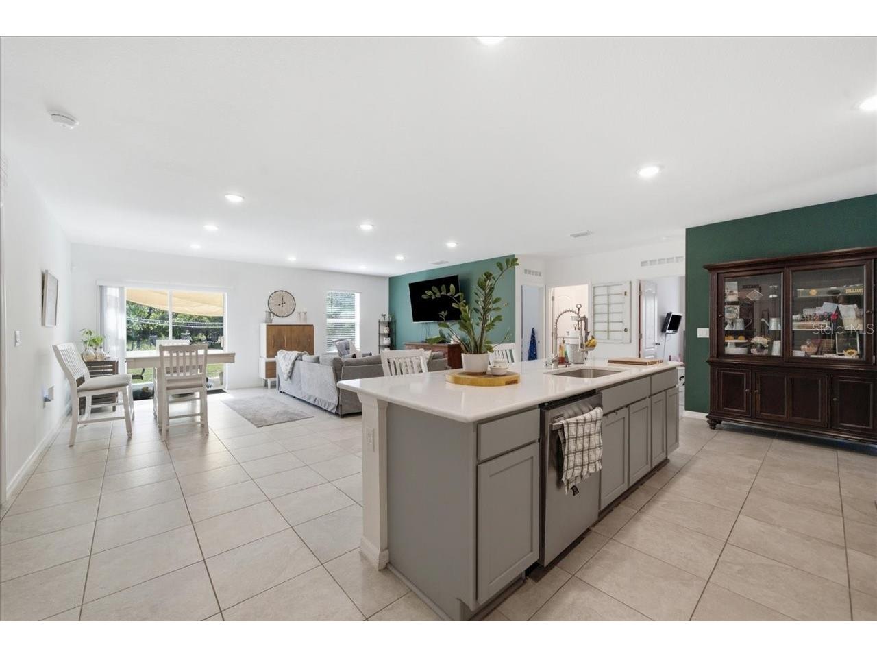 15186 Duck Hawk Road Weeki Wachee FL 34614 TB8526401 image27