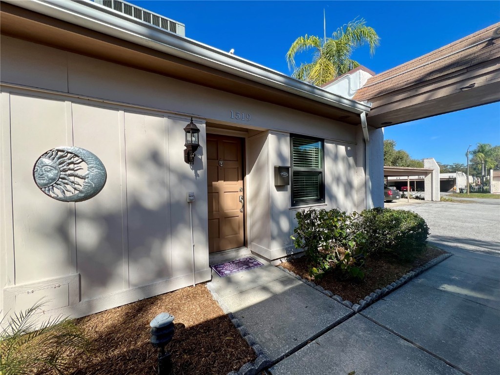 1519 Mission Hills Boulevard #6C Clearwater FL 33759 U8228704 image1