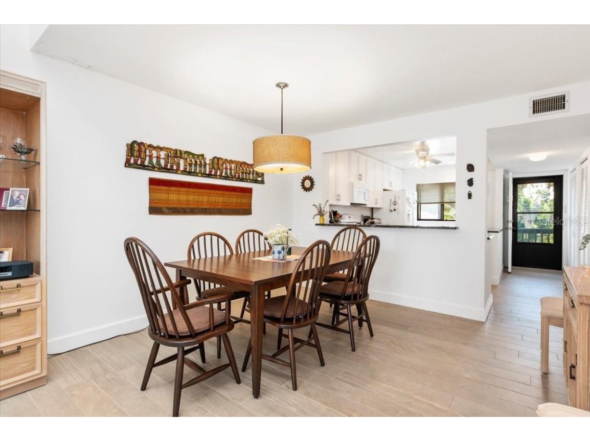 1519 Pelican Point Drive #288 Sarasota FL 34231 - SARASOTA BAY A4675959 image10