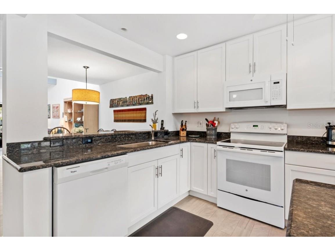 1519 Pelican Point Drive #288 Sarasota FL 34231 - SARASOTA BAY A4675959 image6