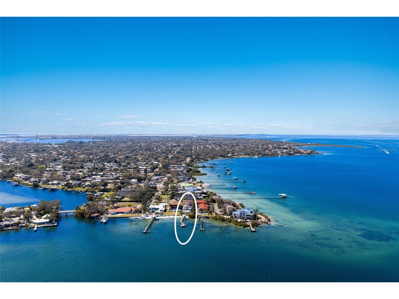 1519 Riverview Lane Bradenton FL 34209 - MANATEE RIVER A4689358 image2