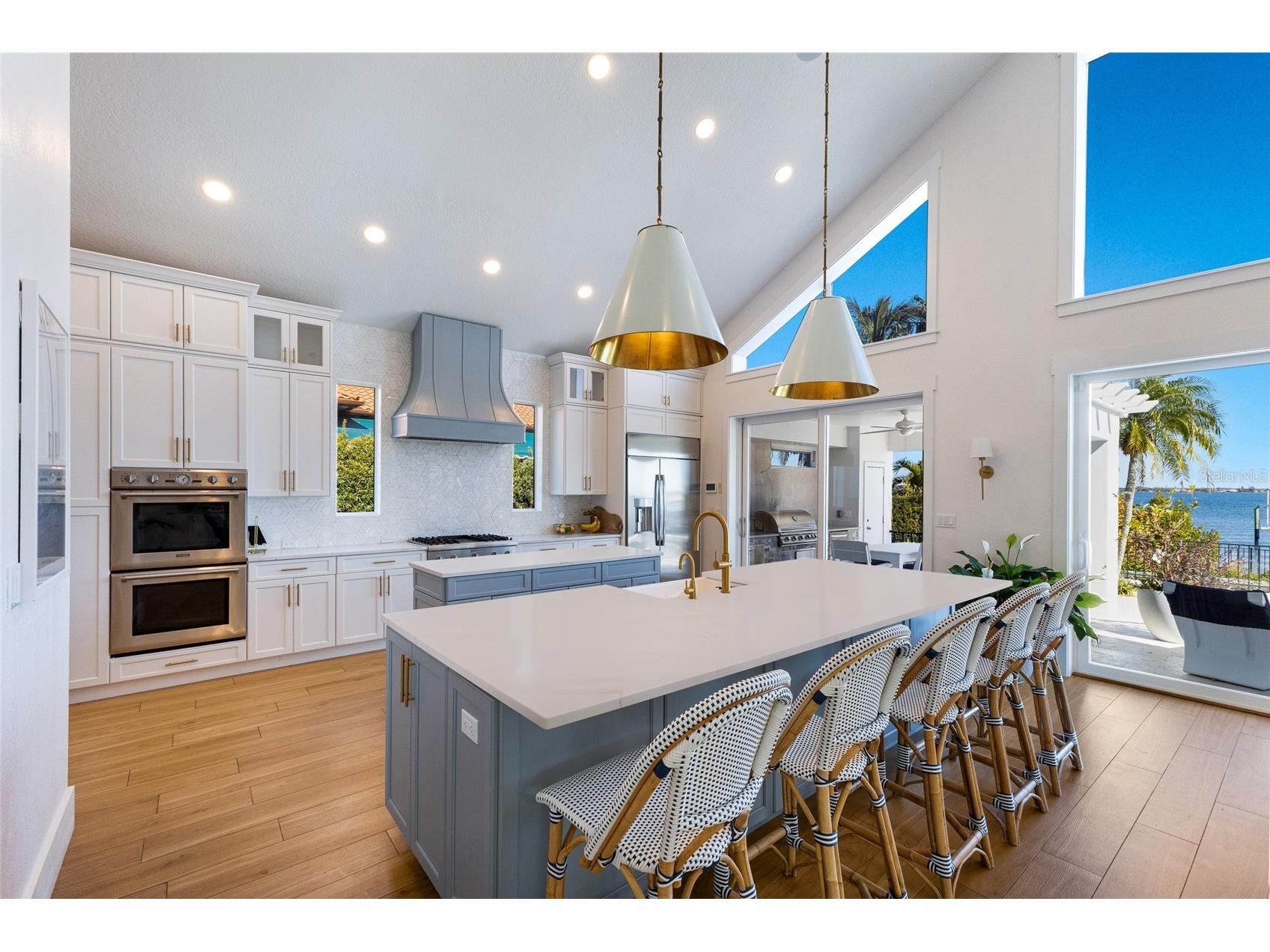 1519 Riverview Lane Bradenton FL 34209 - MANATEE RIVER A4689358 image22