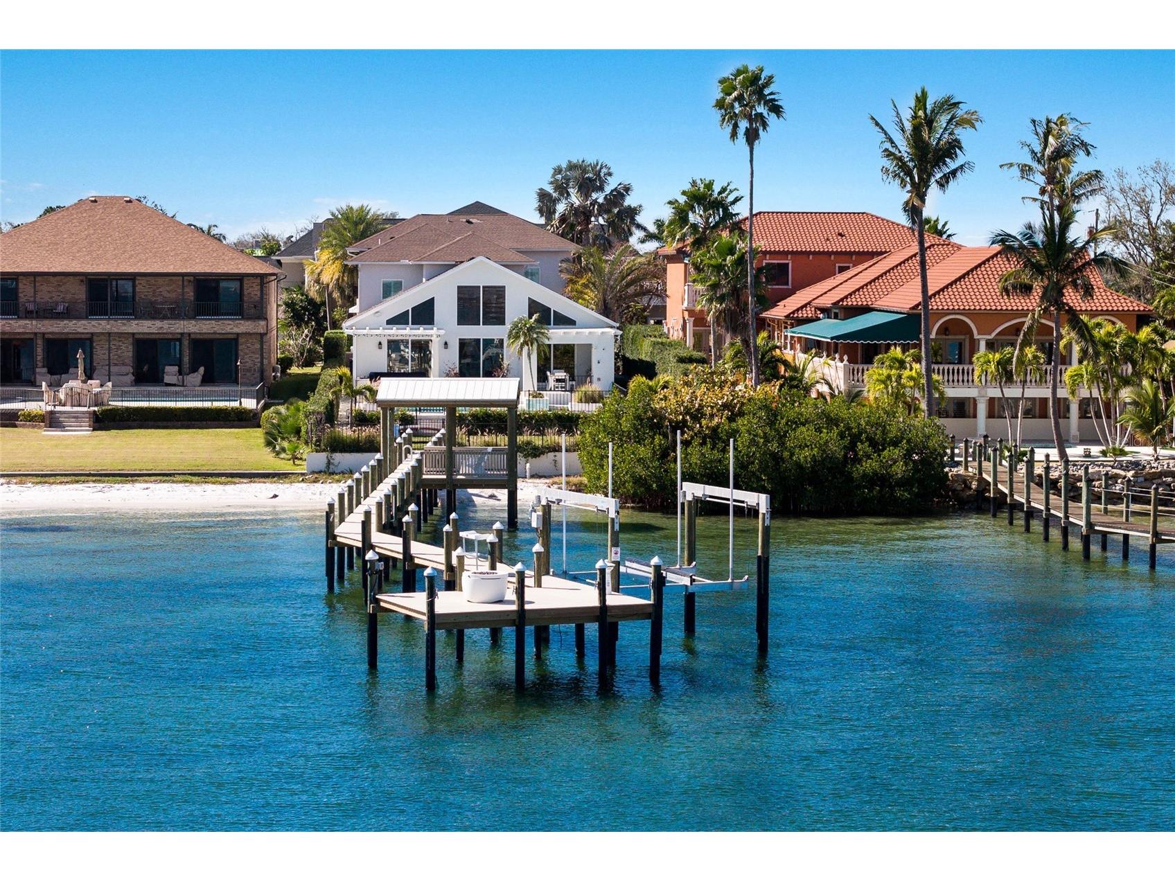 1519 Riverview Lane Bradenton FL 34209 - MANATEE RIVER A4689358 image4