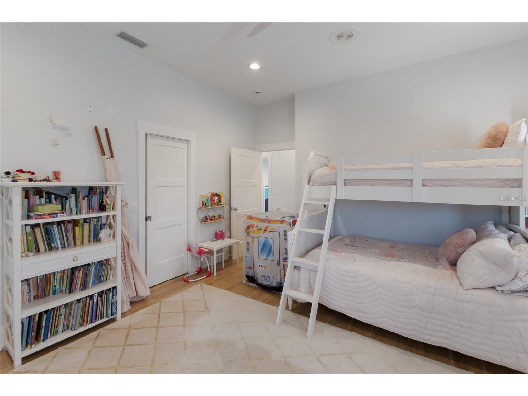 1519 Riverview Lane Bradenton FL 34209 - MANATEE RIVER A4689358 image59