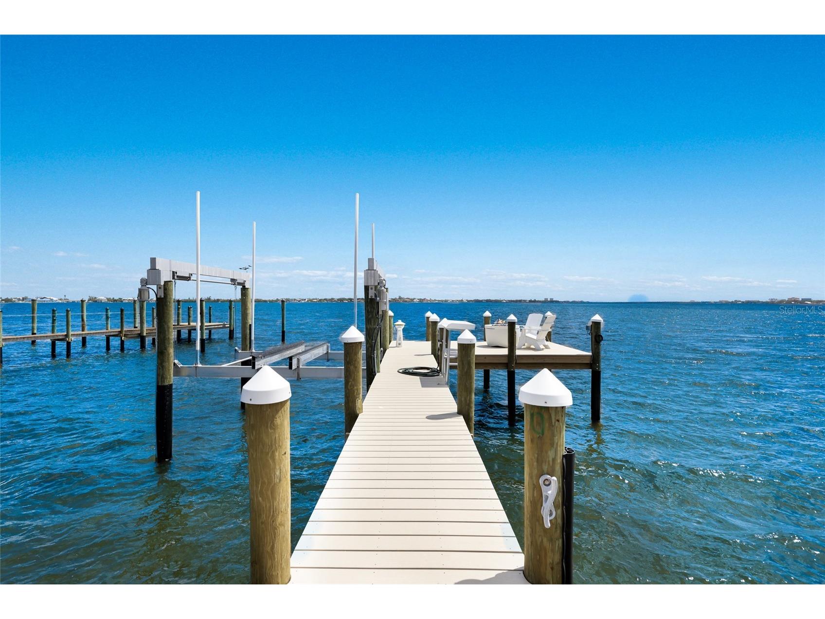 1519 Riverview Lane Bradenton FL 34209 - MANATEE RIVER A4689358 image80