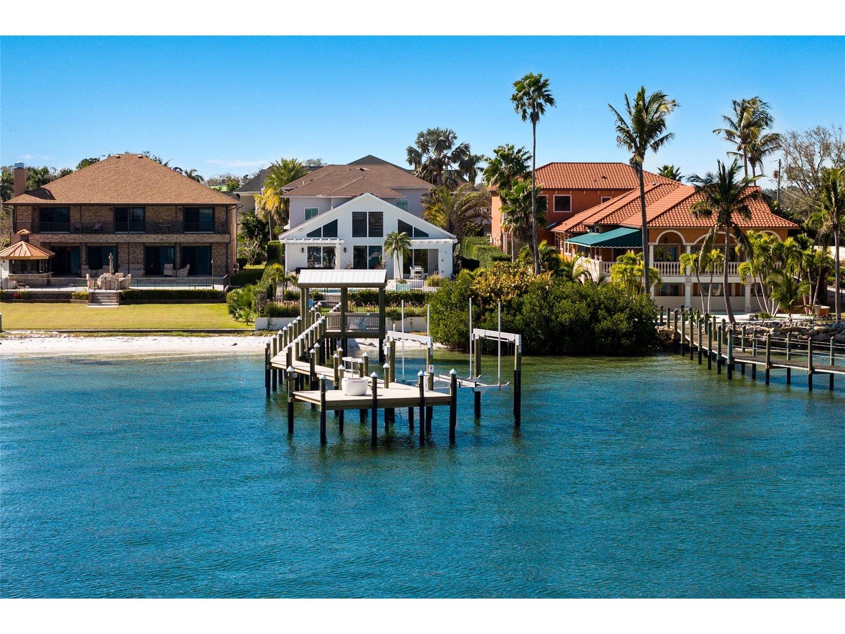 1519 Riverview Lane Bradenton FL 34209 - MANATEE RIVER A4689358 image82