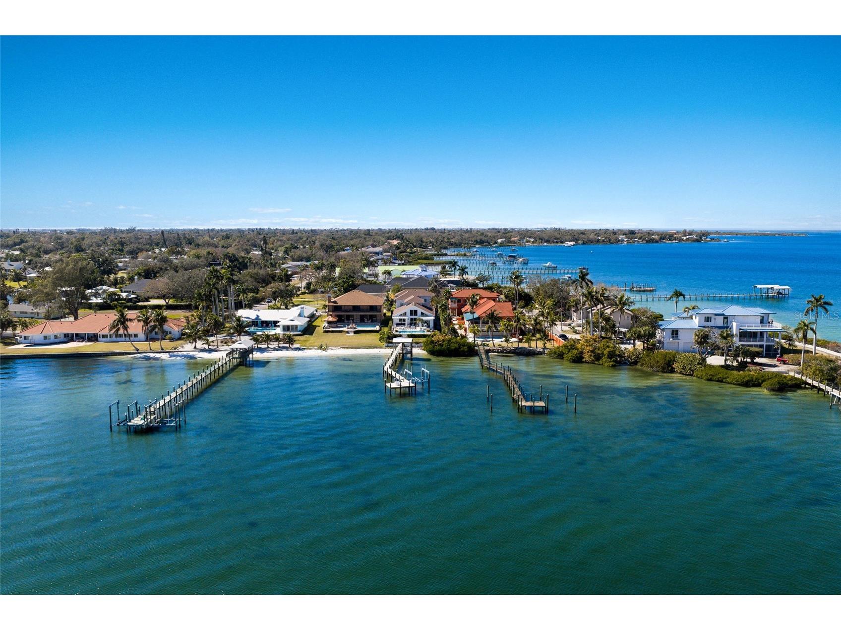 1519 Riverview Lane Bradenton FL 34209 - MANATEE RIVER A4689358 image84
