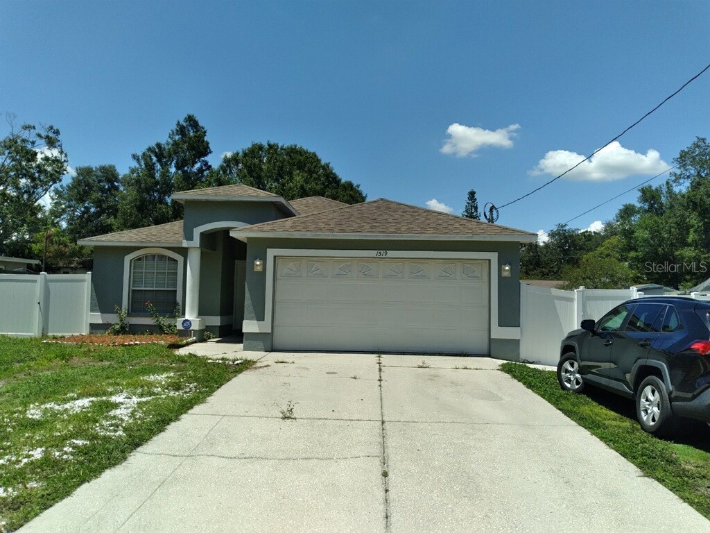 1519 W Linebaugh Avenue Tampa FL 33612 T3460393 image1