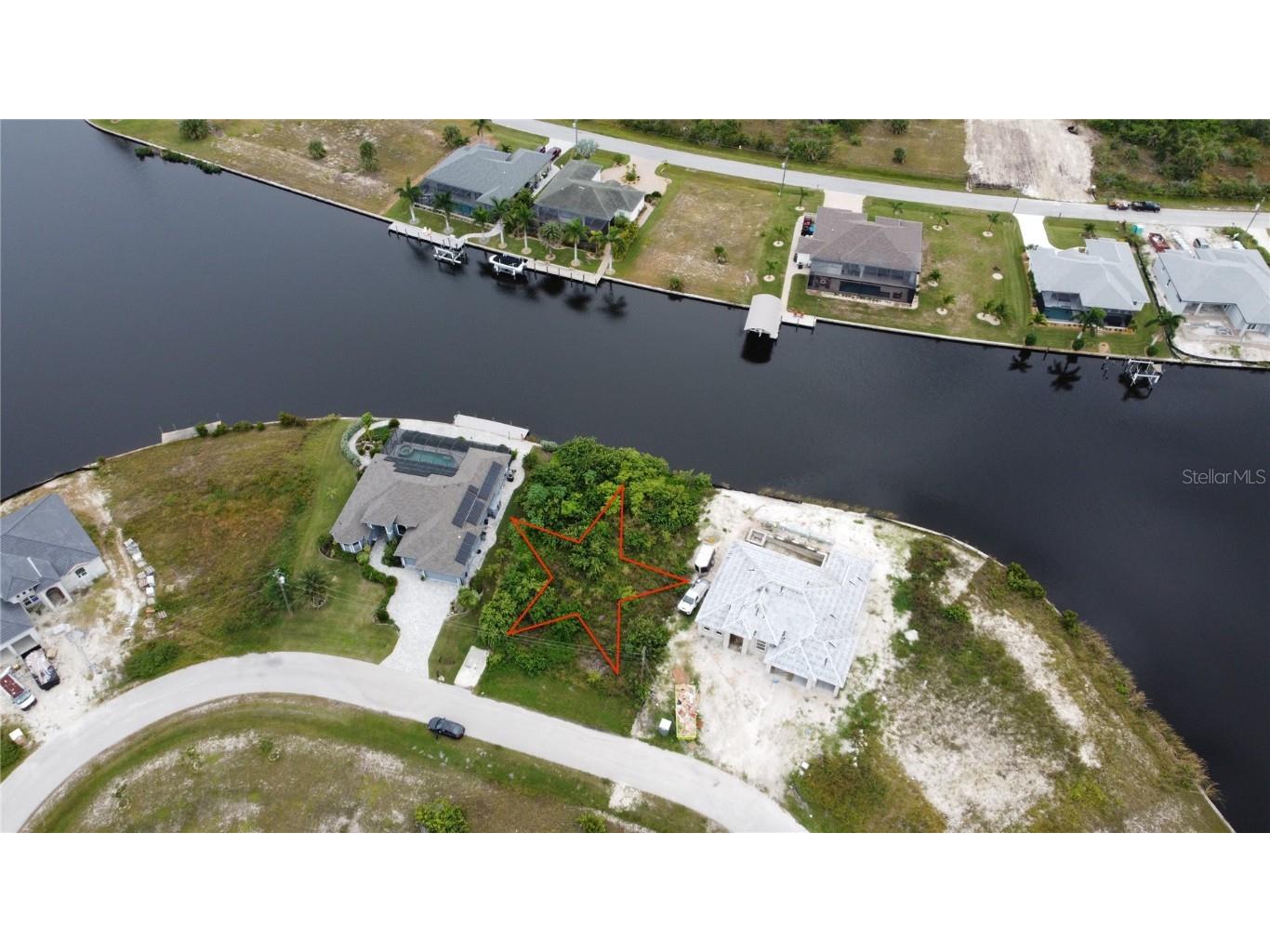 15196 Chinook Way Port Charlotte FL 33981 - ACQUARIUS WATERWAY D6132563 image1