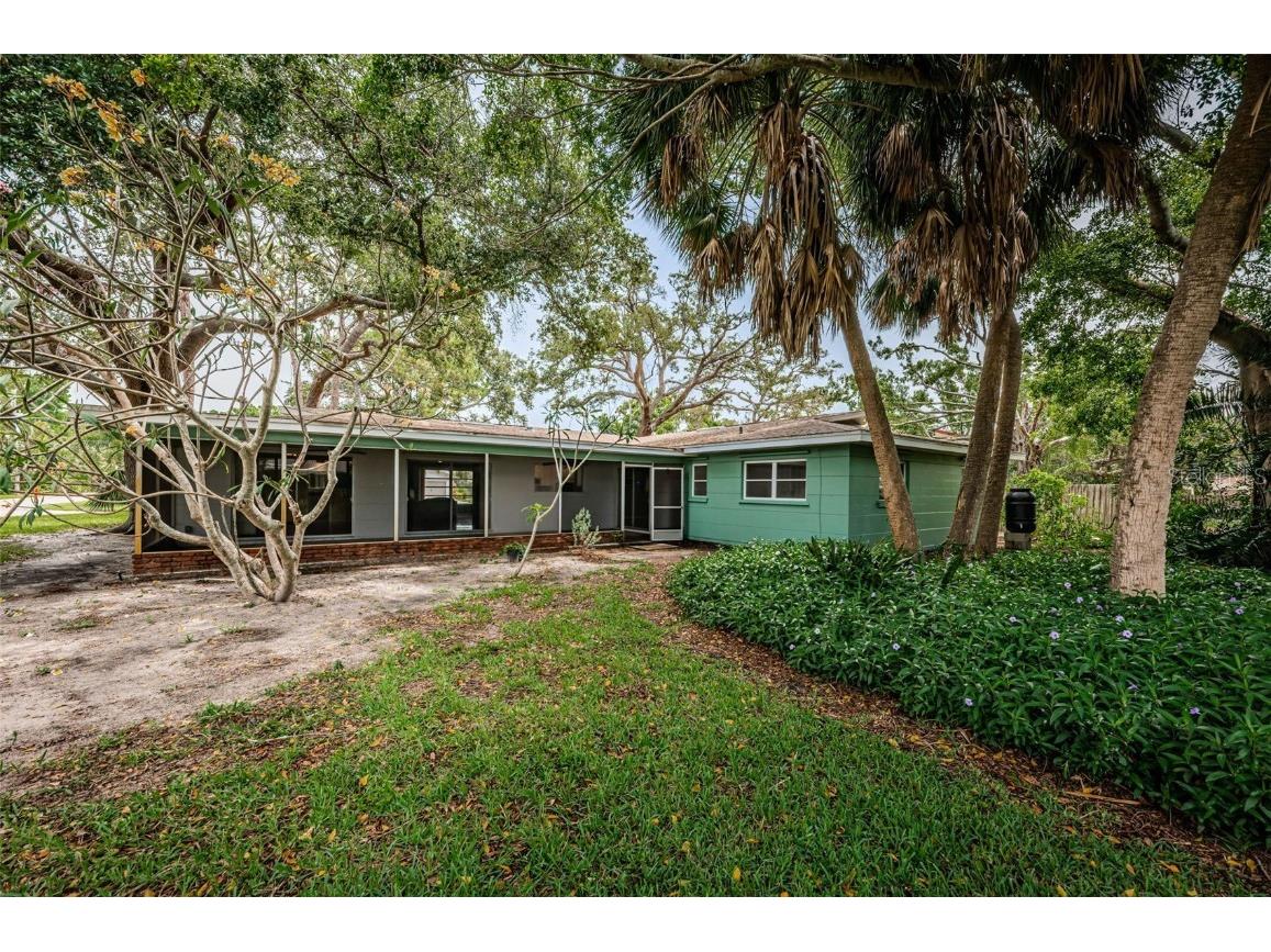 152 58th Avenue S Saint Petersburg FL 33705 TB8444601 image14
