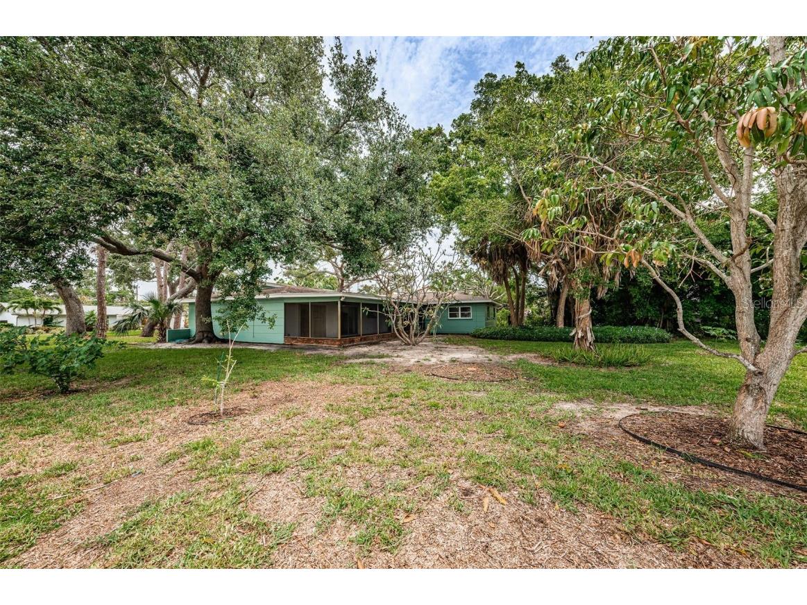 152 58th Avenue S Saint Petersburg FL 33705 TB8444601 image18