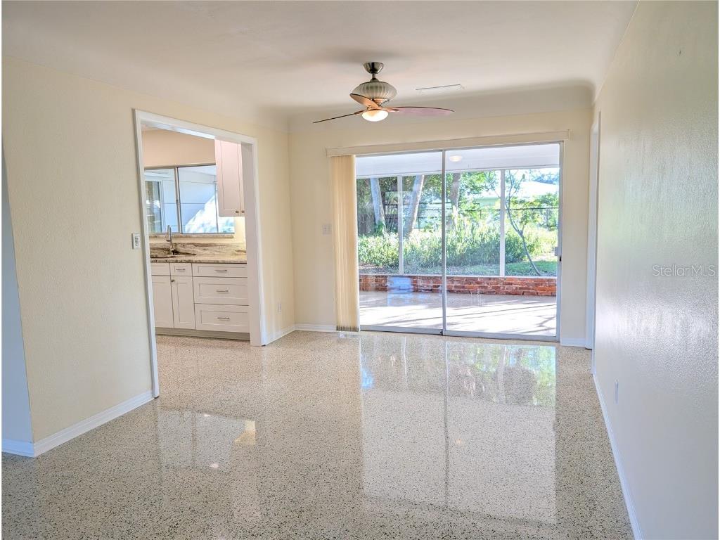152 58th Avenue S Saint Petersburg FL 33705 TB8444601 image21