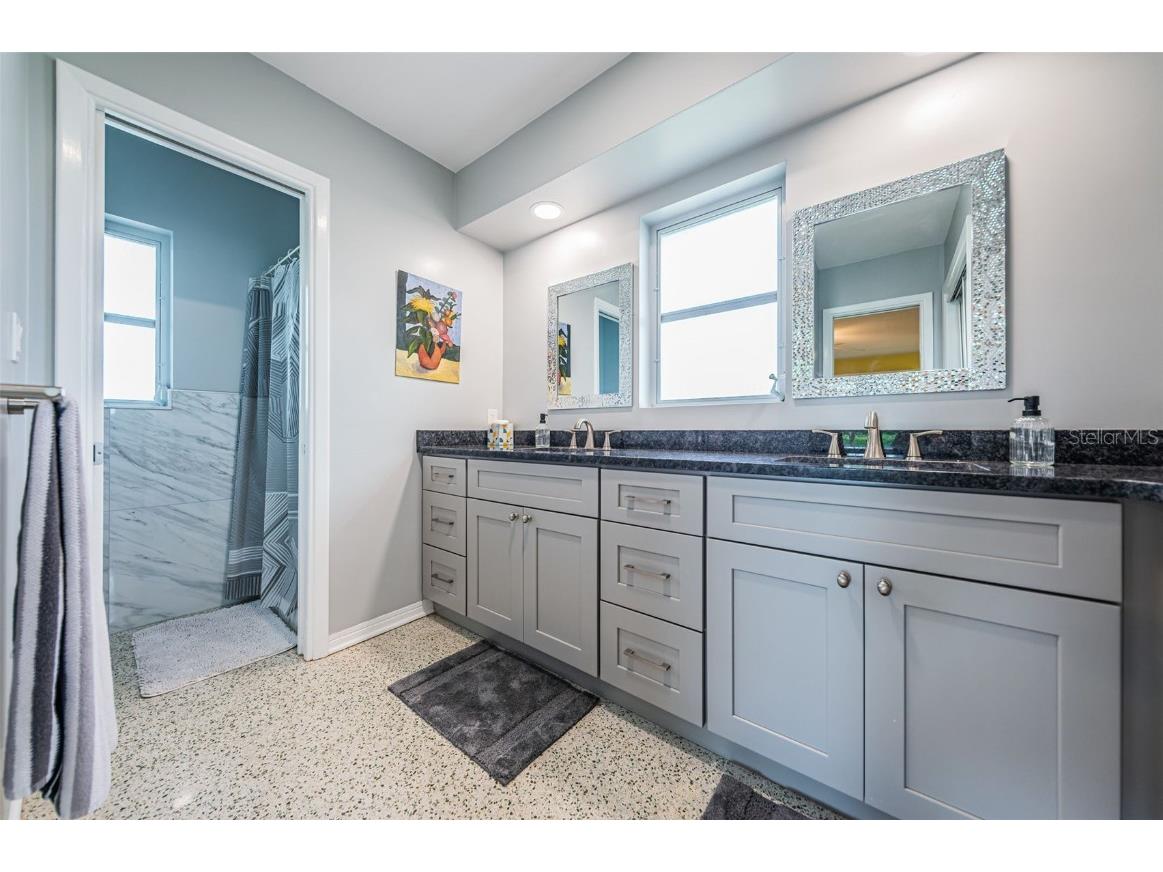 152 58th Avenue S Saint Petersburg FL 33705 TB8444601 image25