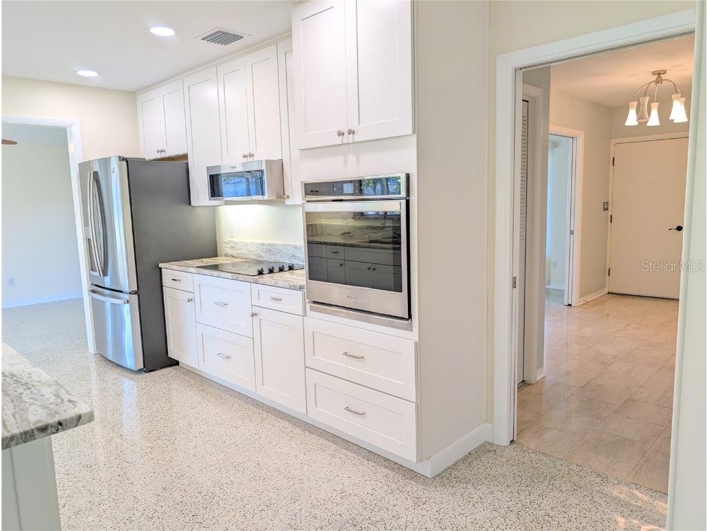 152 58th Avenue S Saint Petersburg FL 33705 TB8444601 image27