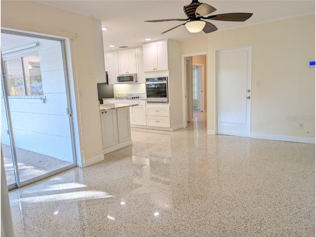 152 58th Avenue S Saint Petersburg FL 33705 TB8444601 image29