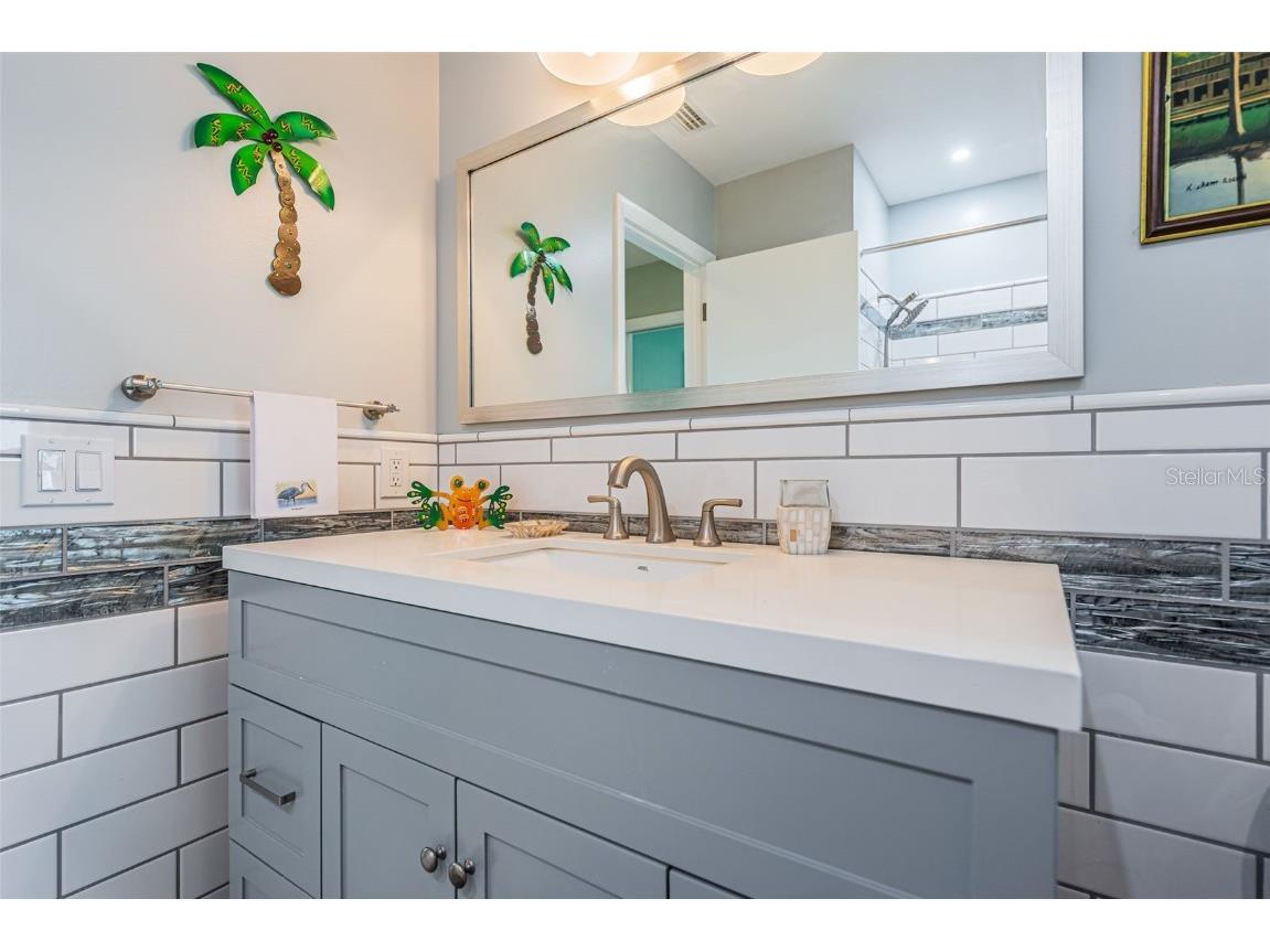 152 58th Avenue S Saint Petersburg FL 33705 TB8444601 image34