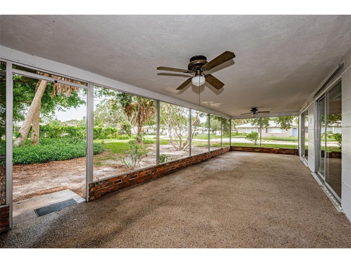 152 58th Avenue S Saint Petersburg FL 33705 TB8444601 image37