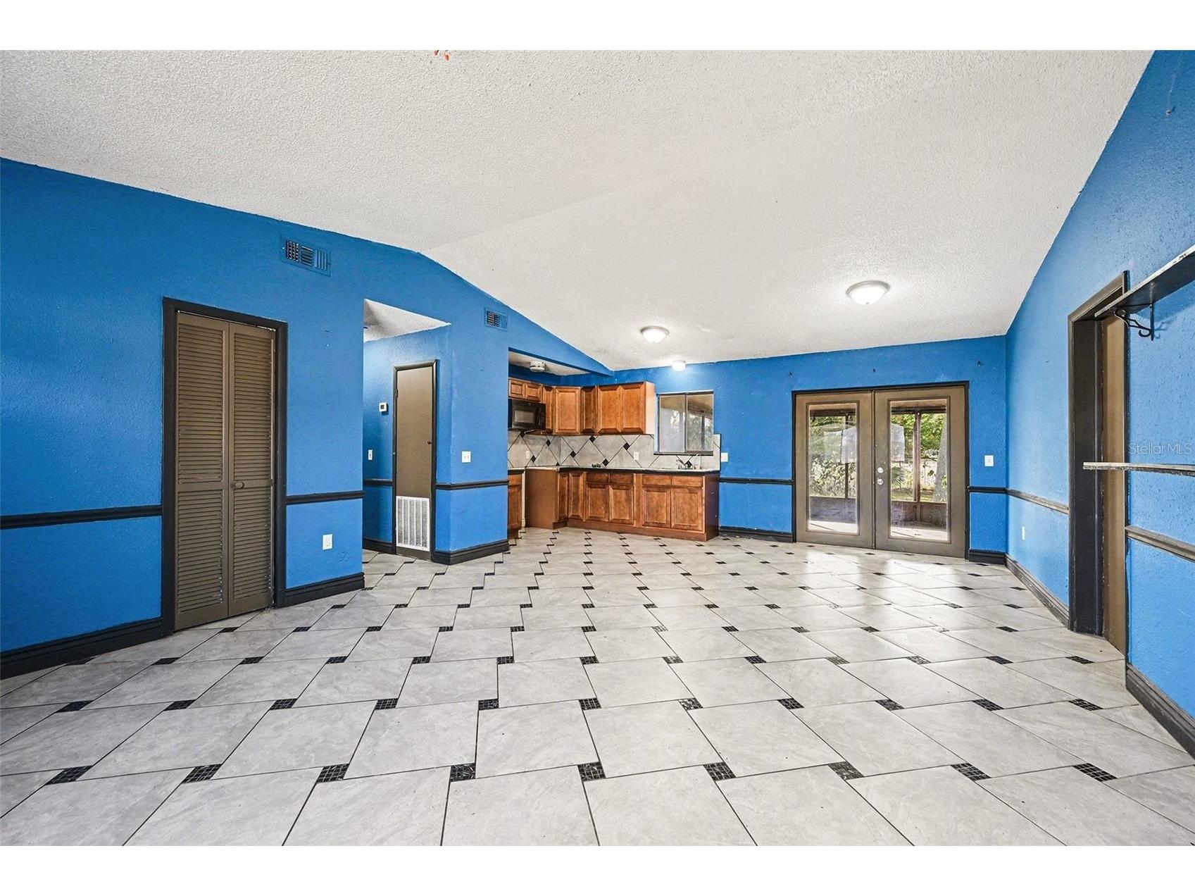 152 Americana Boulevard NW Palm Bay FL 32907 O6379638 image6