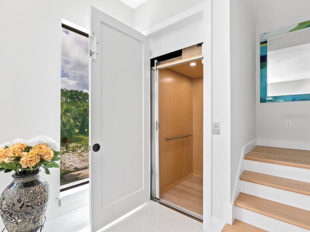 152 Audubon Place Sarasota FL 34237 A4657909 image11