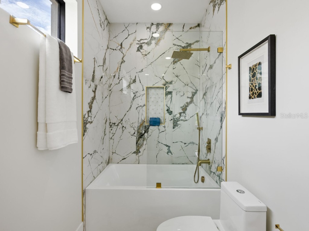 152 Audubon Place Sarasota FL 34237 A4657909 image24