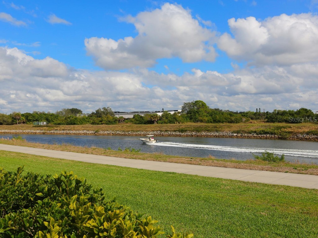 152 Audubon Place Sarasota FL 34237 A4657909 image64