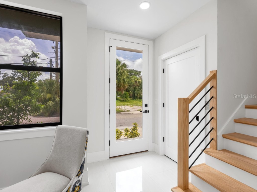 152 Audubon Place Sarasota FL 34237 A4657909 image9