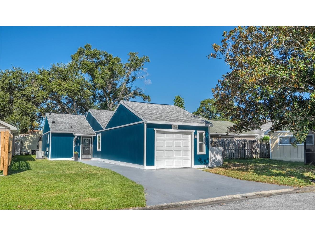 152 Chelsea Court Dunedin FL 34698 W7874083 image1