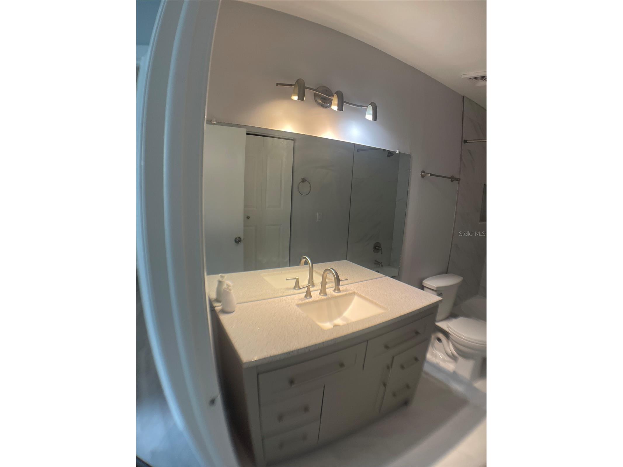 152 Douglas Road W #B Oldsmar FL 34677 TB8525684 image10