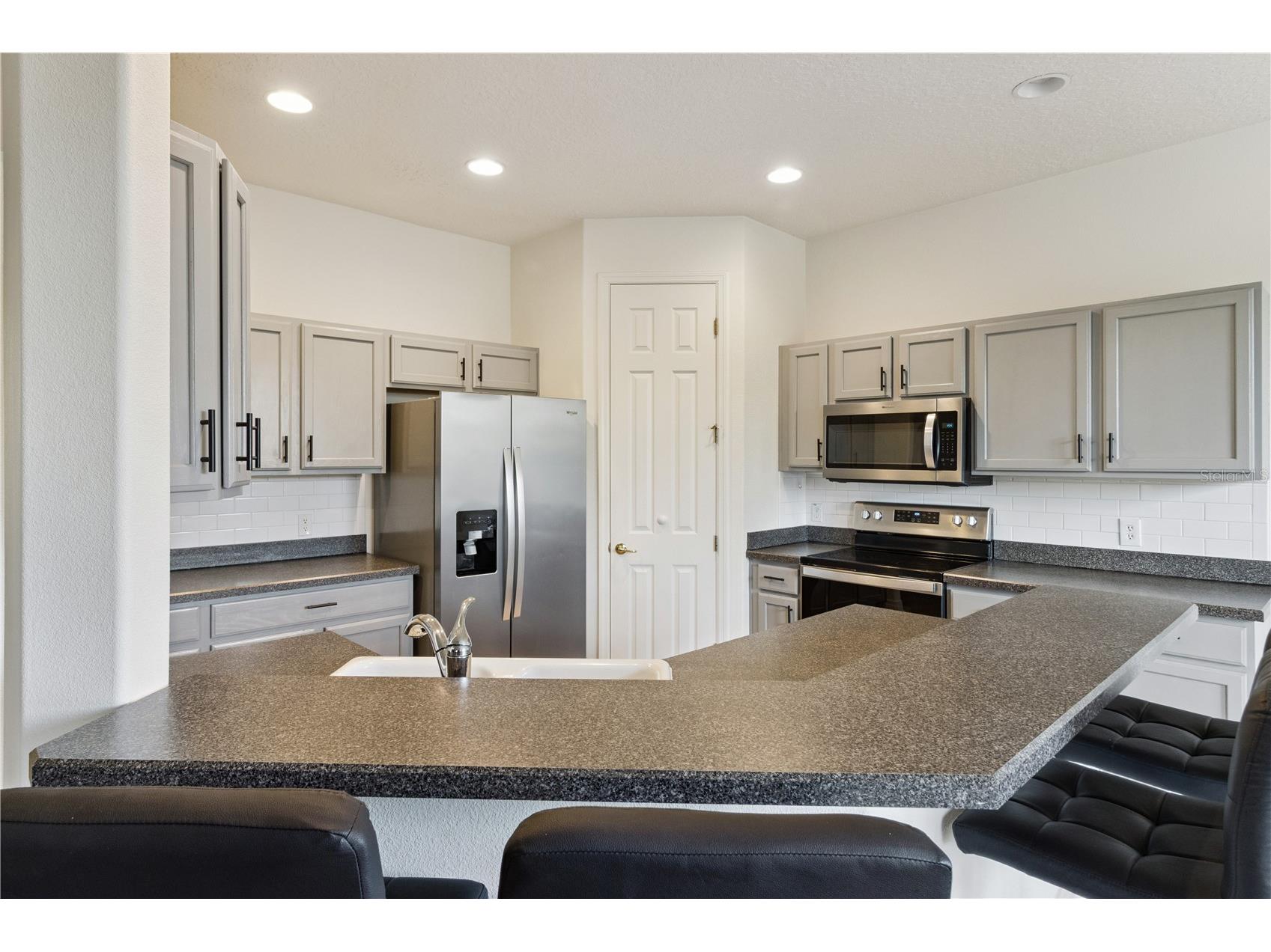 152 Glendale Court Kissimmee FL 34759 O6400533 image13