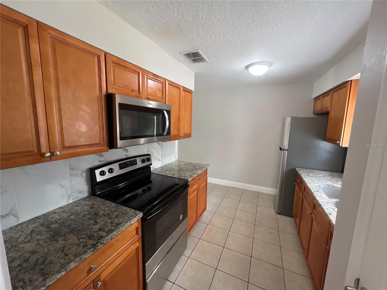 152 Julie Lane #UNIT B Auburndale FL 33823 S5153428 image2
