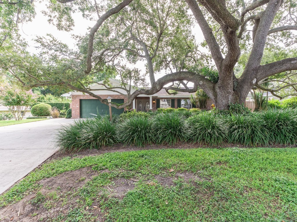 152 Lake Mariam Road SE Winter Haven FL 33884 P4931399 image1