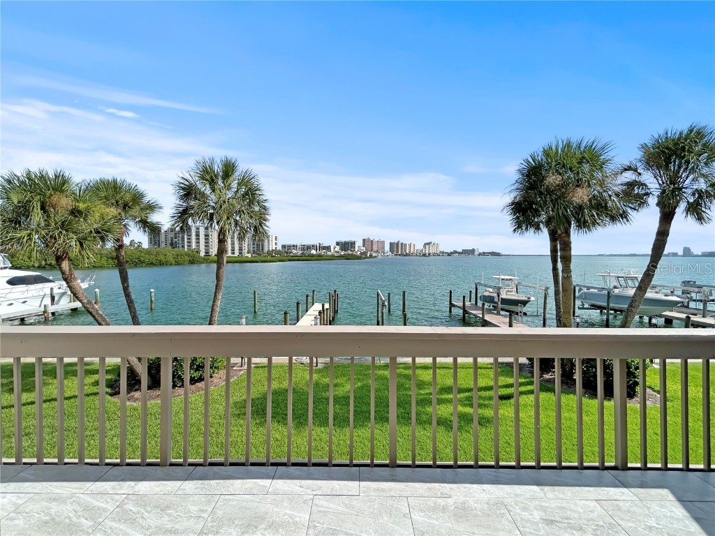 152 Marina Del Rey Court Clearwater Beach FL 33767 O6329631 image2