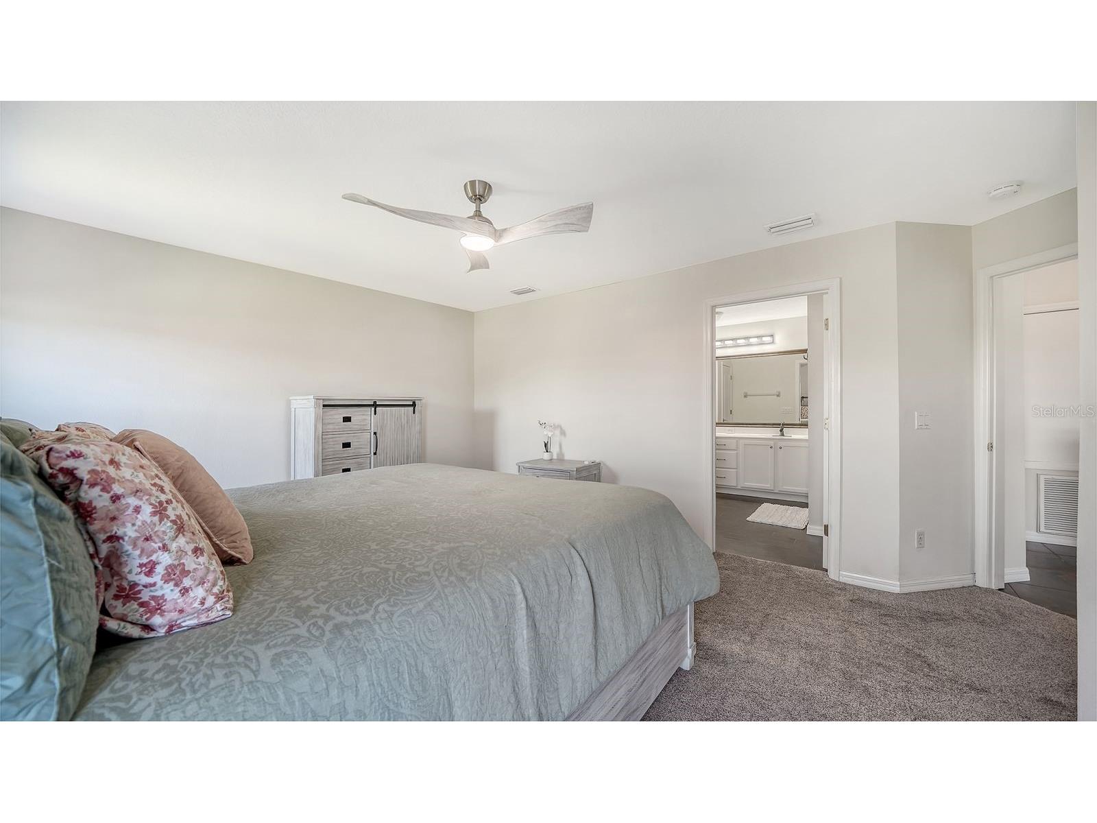 152 New Briton Court Bradenton FL 34212 A4686226 image27