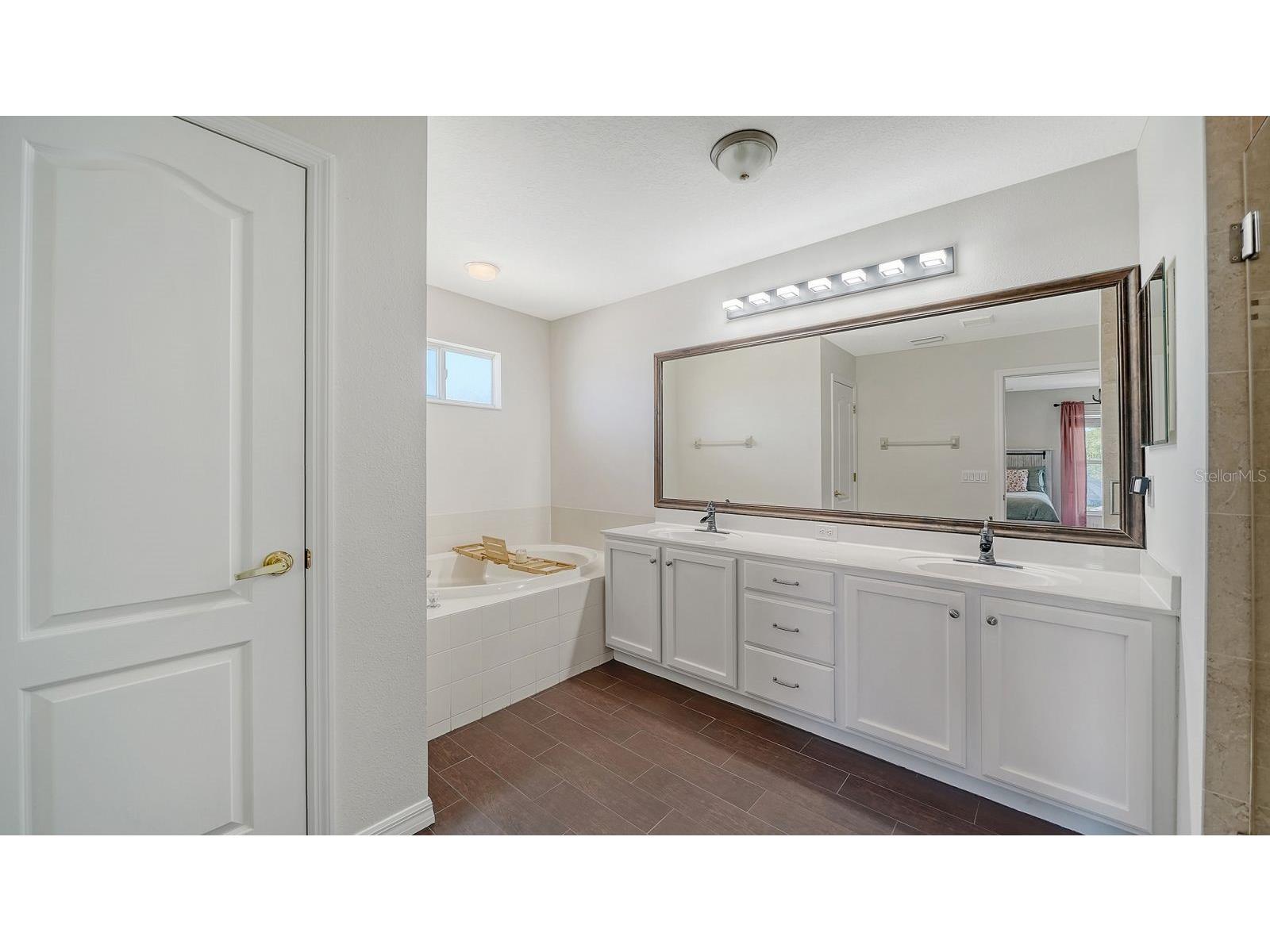 152 New Briton Court Bradenton FL 34212 A4686226 image4