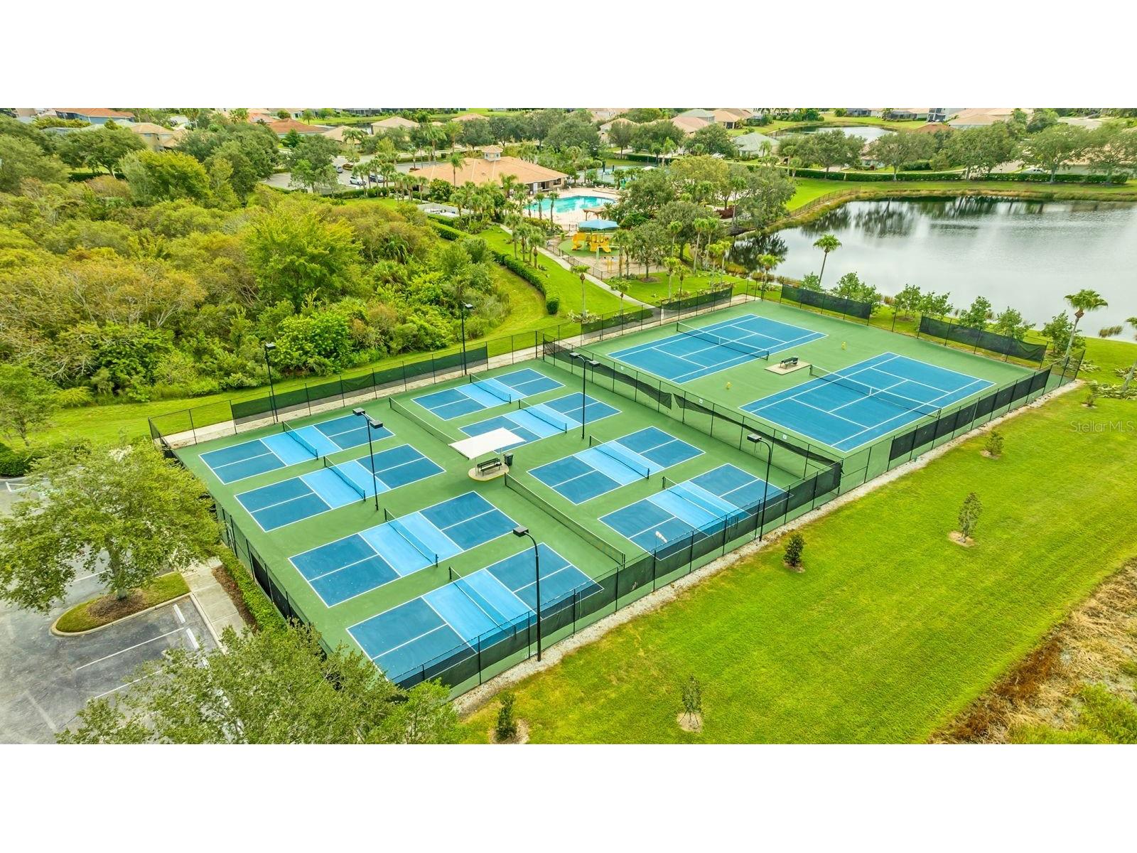 152 New Briton Court Bradenton FL 34212 A4686226 image63