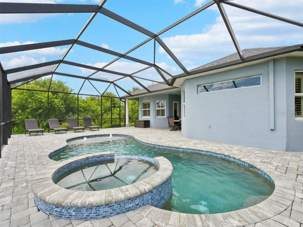 152 Spring Drive Rotonda West FL 33947 D6143753 image2