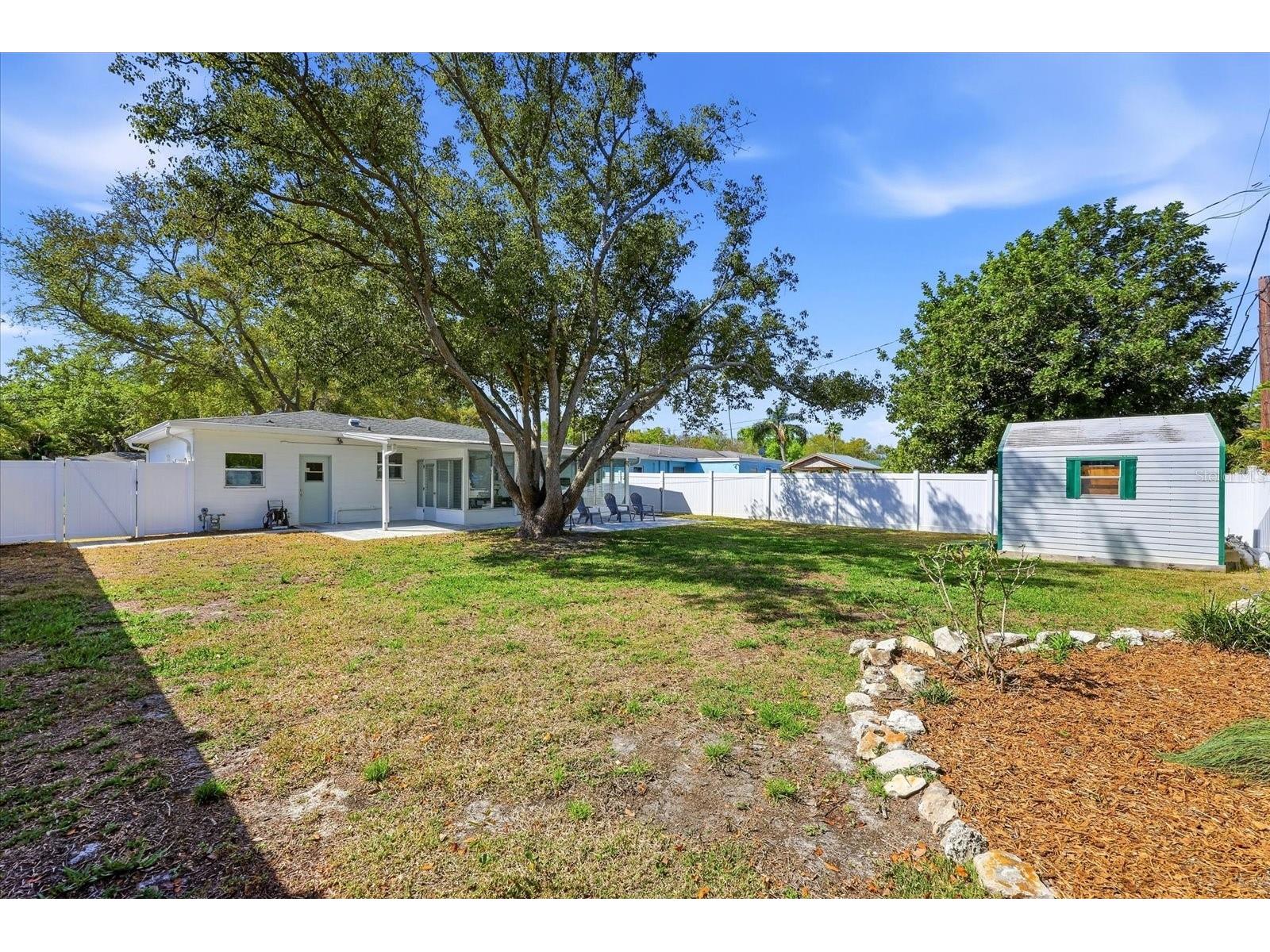 152 Valencia Drive Dunedin FL 34698 TB8485712 image22