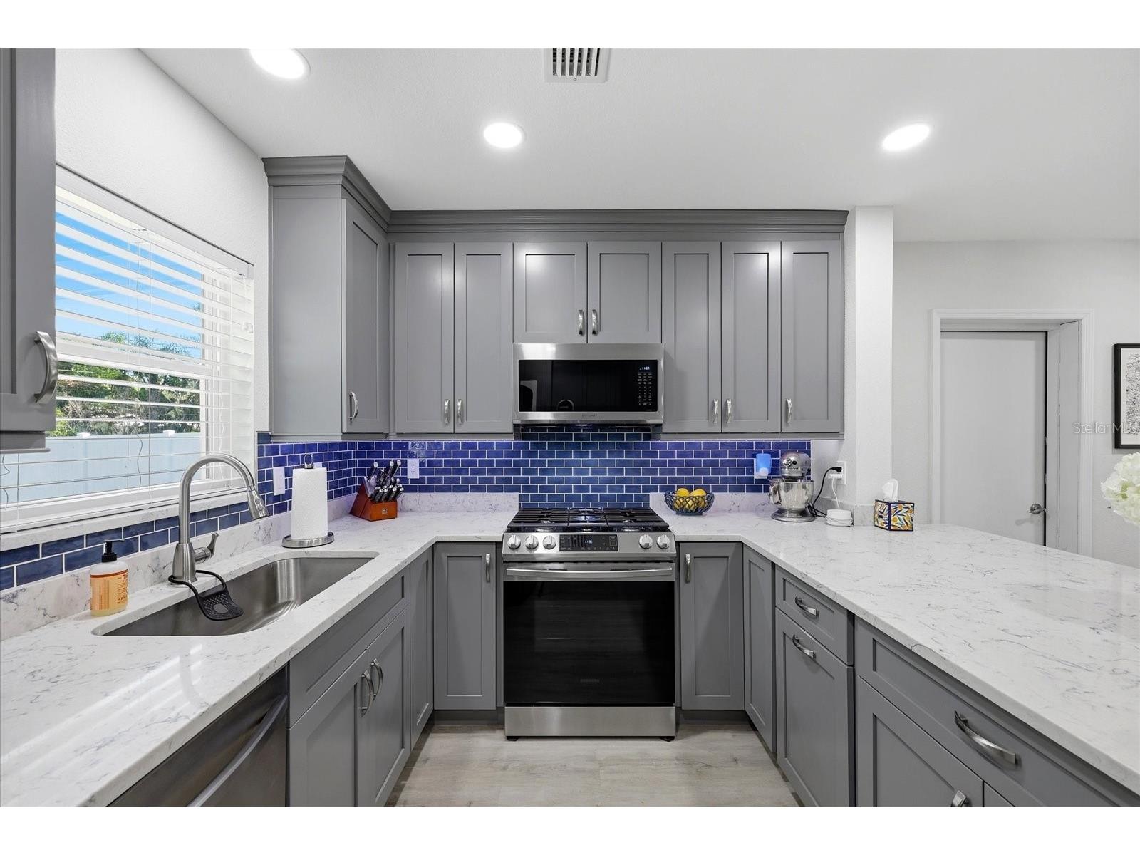 152 Valencia Drive Dunedin FL 34698 TB8485712 image7