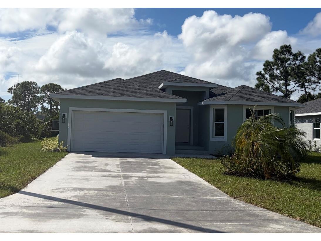 152 White Pine Drive Rotonda West FL 33947 A4658349 image1