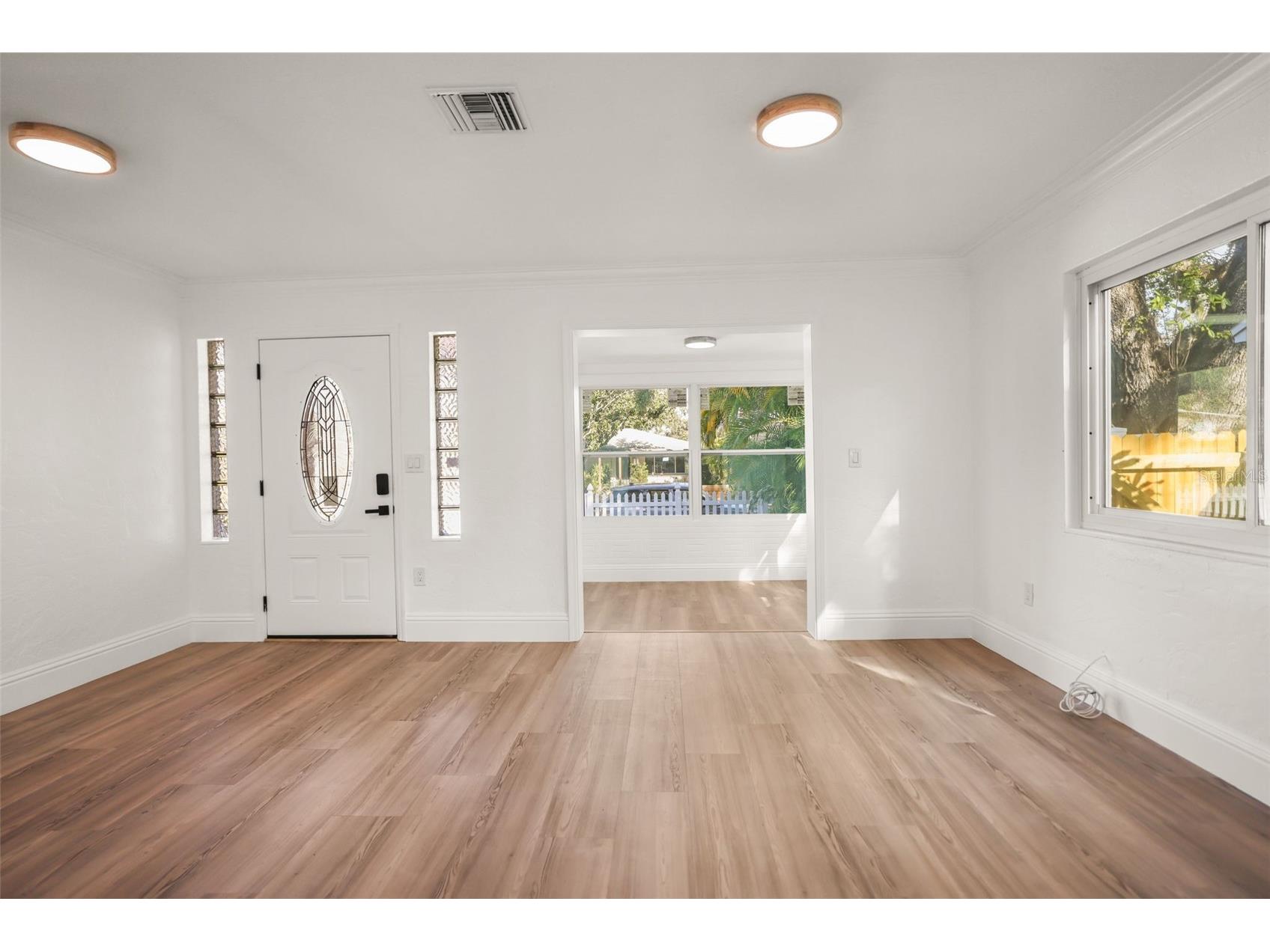 1520 20th Avenue N Saint Petersburg FL 33704 TB8457646 image10