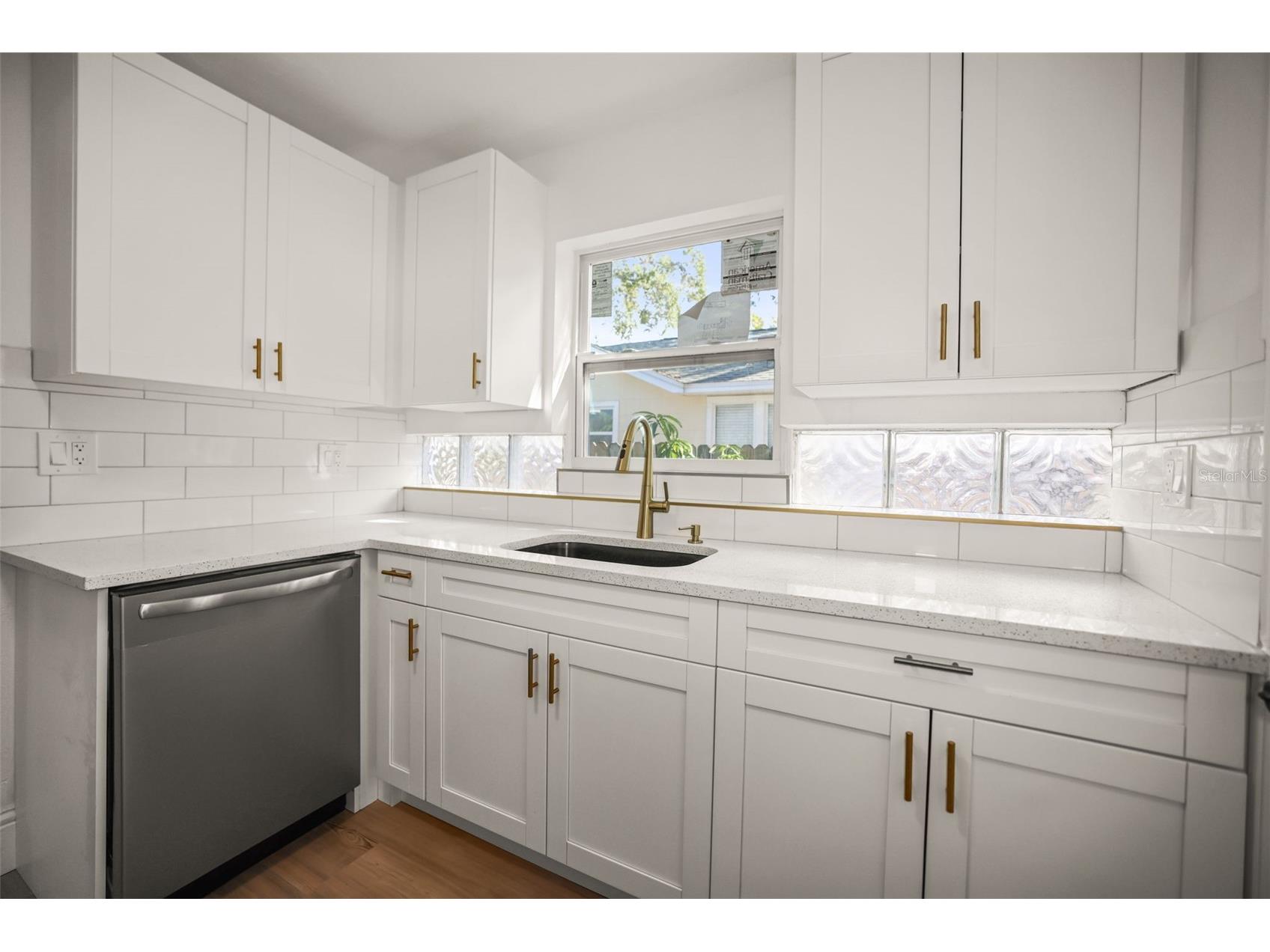 1520 20th Avenue N Saint Petersburg FL 33704 TB8457646 image17