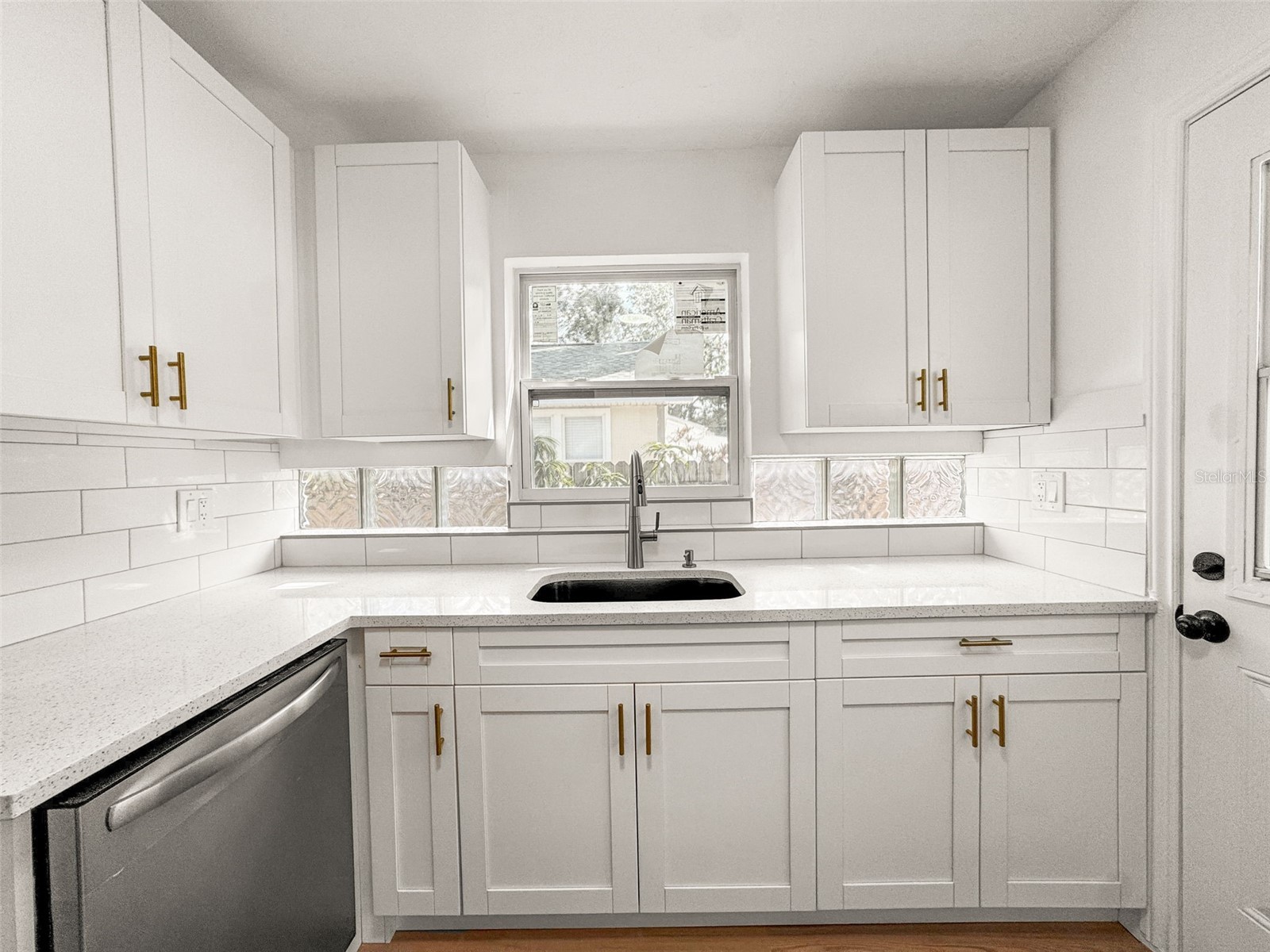 1520 20th Avenue N Saint Petersburg FL 33704 TB8457646 image19