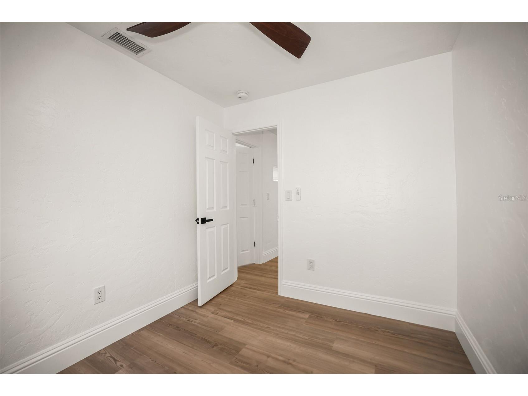 1520 20th Avenue N Saint Petersburg FL 33704 TB8457646 image35